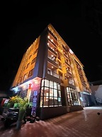 Hotel Aaradhya Crown