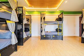The Hosteller Lansdowne