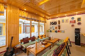 The Hosteller Shimla Valley View