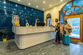 The Hosteller Shimla Valley View