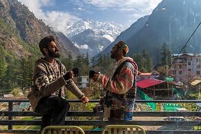 The Hosteller Shimla Valley View