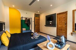 The Hosteller Shimla Valley View