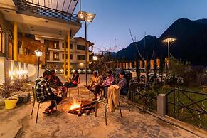The Hosteller Shimla Valley View