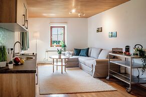 Lakeview Apartments