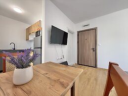 Menada Aphrodite Green Apartments