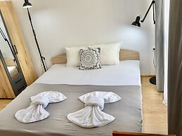 Menada Aphrodite Green Apartments