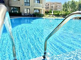 Menada Aphrodite Green Apartments