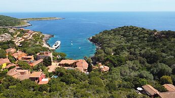 Amazing villa in a Mediterranean island