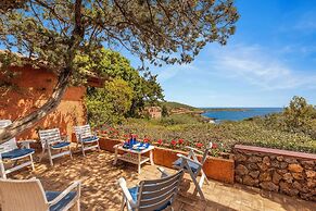 Amazing villa in a Mediterranean island
