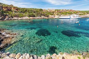 Amazing villa in a Mediterranean island