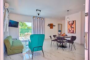 Drastis Escape Villas - Villa Simran By Estia