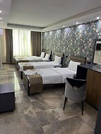 ELEGRAND HOTEL