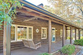 Kentucky Lake Access! Family Log Cabin w/ Deck