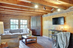 Kentucky Lake Access! Family Log Cabin w/ Deck
