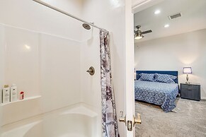 Hike & Ski! Home w/ Dog-friendly Yard in Eagar