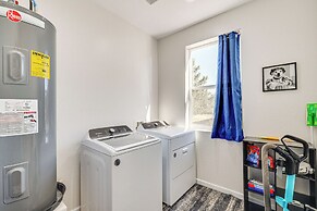 Hike & Ski! Home w/ Dog-friendly Yard in Eagar