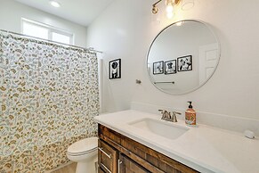 Hike & Ski! Home w/ Dog-friendly Yard in Eagar