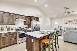 Hike & Ski! Home w/ Dog-friendly Yard in Eagar
