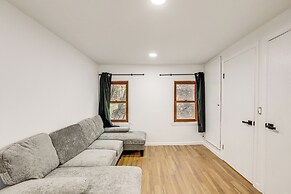 Updated Getaway w/ Sauna & Yard in Bloomsbury!