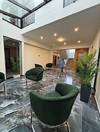 HOTEL ZANIAH