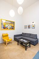 Art Apartment by Napoliapartments