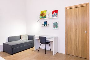 Art Apartment by Napoliapartments