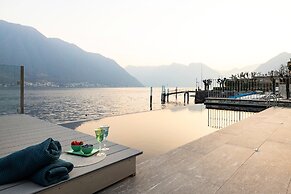 Lakeside Luxury Apartment in Lake Como
