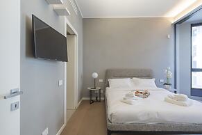 Central Tower S Babila - Elegant 2bdr With Rooftop Terrace