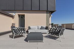 Central Tower S Babila - Elegant 2bdr With Rooftop Terrace