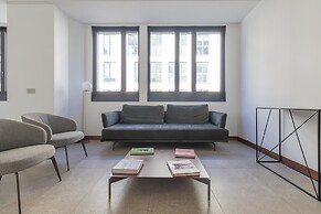 Central Tower S Babila - Elegant 2bdr With Rooftop Terrace