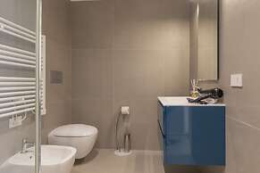 Central Tower S Babila - Elegant 2bdr With Rooftop Terrace