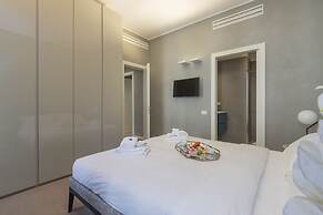 Central Tower S Babila - Elegant 2bdr With Rooftop Terrace