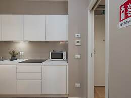 Freguglia G - Large Studio Suite Close to Duomo