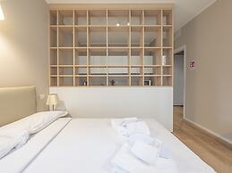 Freguglia G - Large Studio Suite Close to Duomo