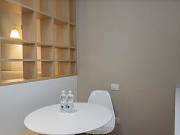 Freguglia G - Large Studio Suite Close to Duomo