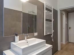 Freguglia G - Large Studio Suite Close to Duomo