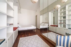 S Marco - Bright Central 1bdr With Balcony in Brera
