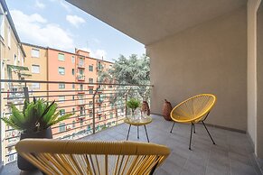 Candiani Building - Modern 2BR Apartment Steps From Bovisa Politecnico