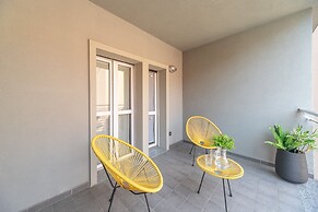 Candiani Building - Modern 2BR Apartment Steps From Bovisa Politecnico