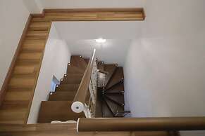 Candiani Building - Modern 2BR Apartment Steps From Bovisa Politecnico