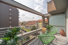 Candiani Building - Modern 2BR Apartment Steps From Bovisa Politecnico