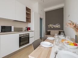 Spinoza - Modern 1 br With Balcony Steps From Piola