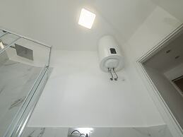 Varanini - Modern 1 bdr Apartment Loreto Area