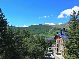 Apartamentos Midi 3000