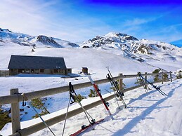 Apartamentos Midi 3000