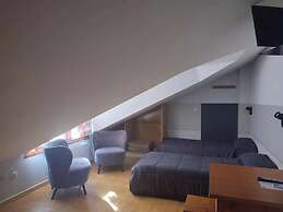 Apartamentos Midi 3000