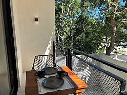 Private Balcony Jungle View Studio S21