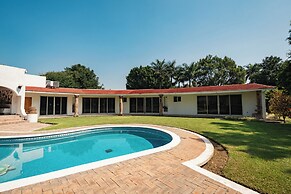 Casa Amplia con Alberca  Yautepec 4 rec.