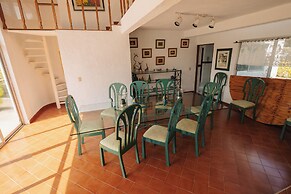 Casa Amplia con Alberca  Yautepec 4 rec.