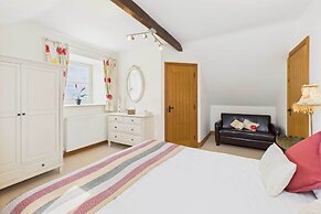 Host Stay Dolphin Dream